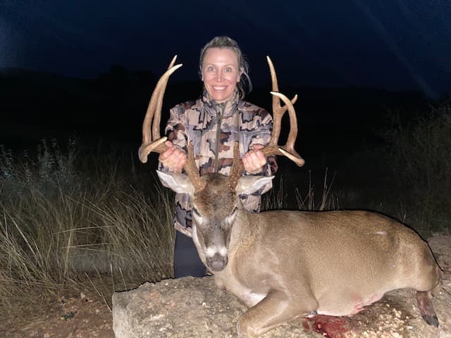 Trophy Buck IMG_2905