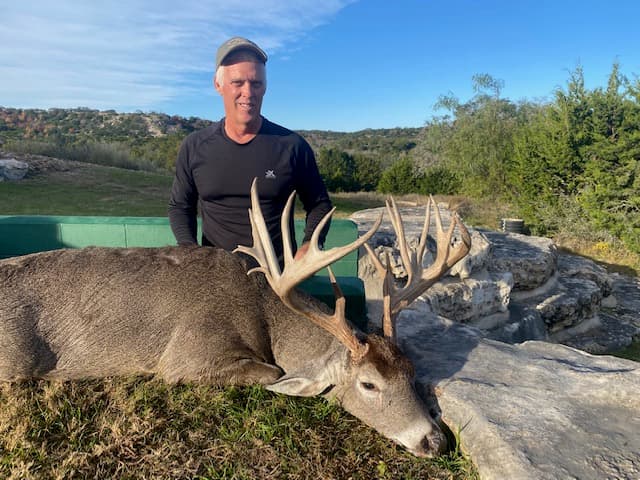 Trophy Buck IMG_3115