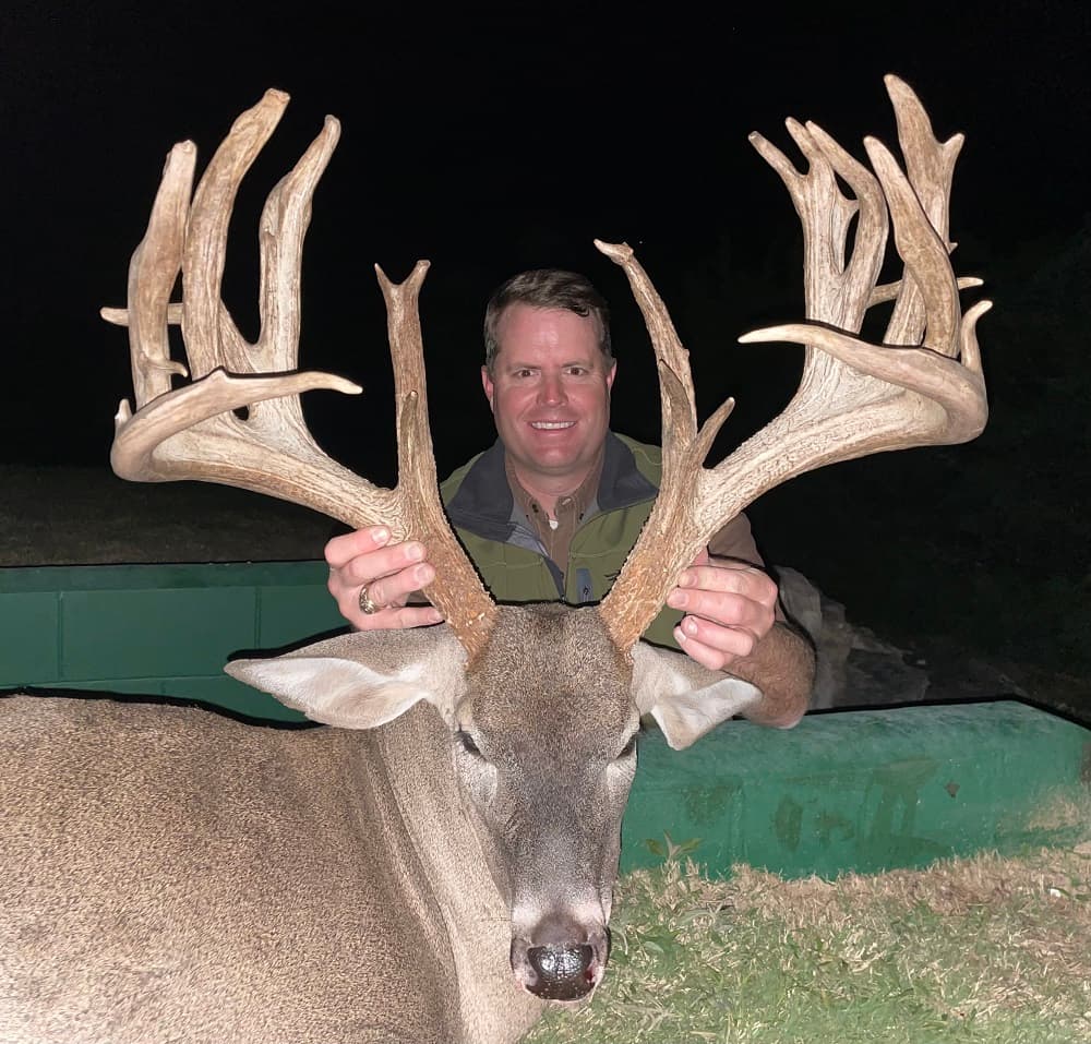 Trophy Buck IMG_8881