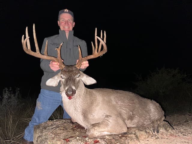 Trophy Buck IMG_9105