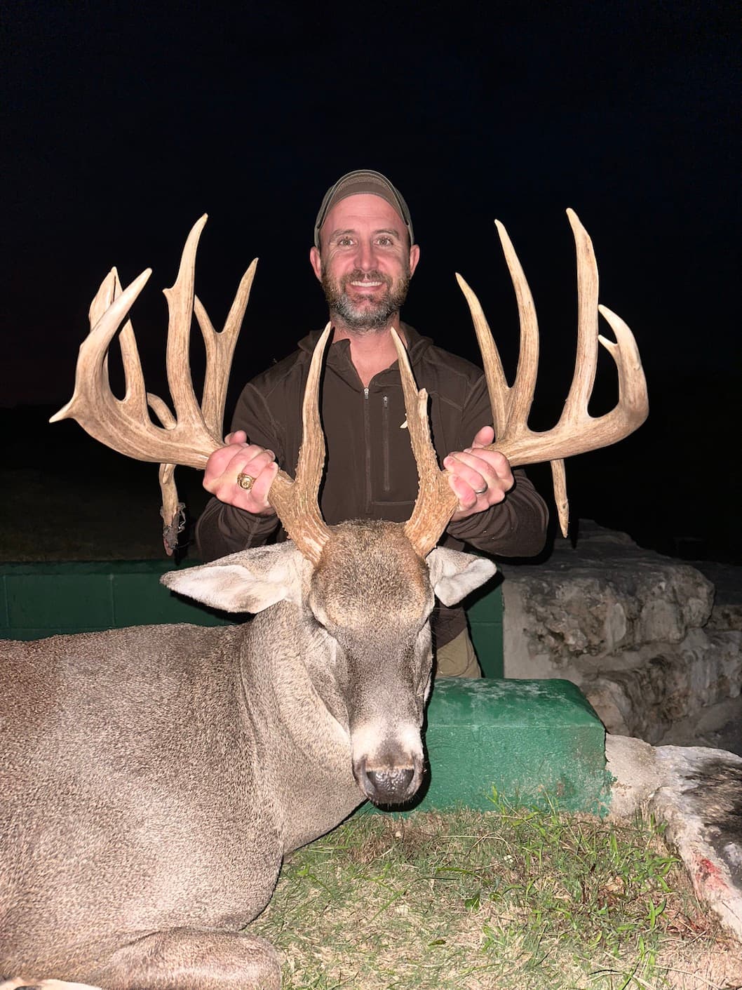 Trophy Buck IMG_9275